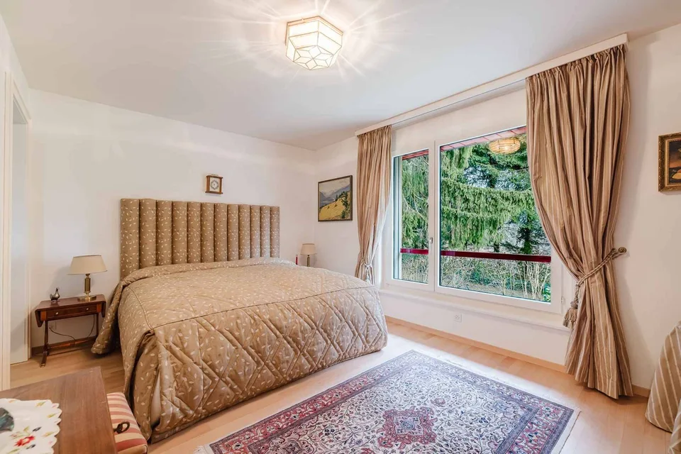 Elegantes Apartment mit Privatlift, Terrassen und freier Sicht in Pully Nord – Foto 5 von 6