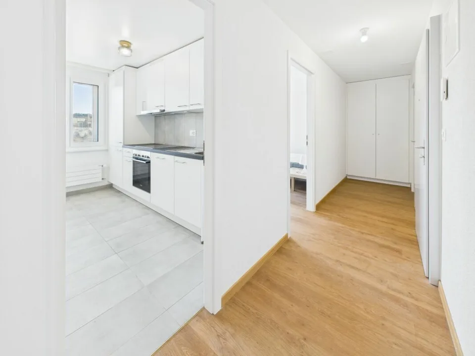 APPARTEMENT DE 2.5 PIÈCES RÉNOVÉ À LA CHAUX-DE-FONDS - À VISITER ! – photo 10 of 12