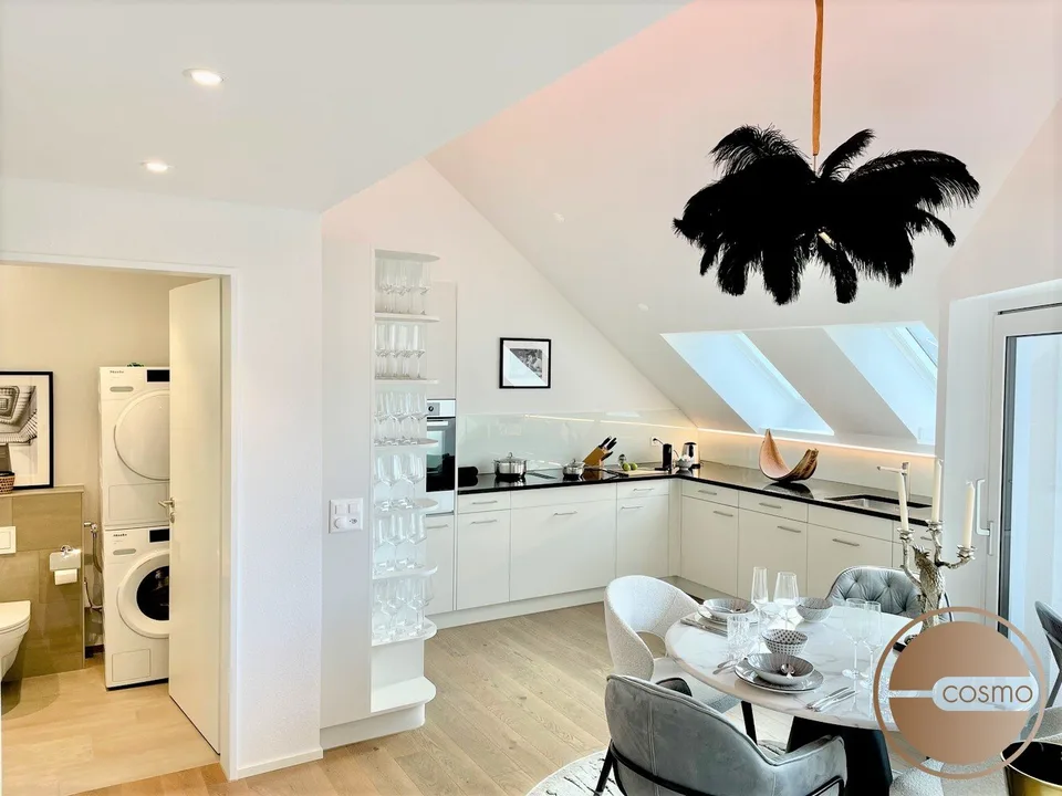 PENTHOUSE MIT AUSSICHT IM HERZEN WIEDIKONS / PENTHOUSE WITH VIEW IN THE HEART OF WIEDIKON – Foto 8 von 12