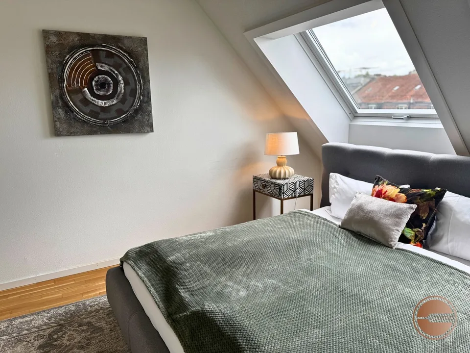 COSMOPOLITAN APARTMENTS - 4.5 ROOM / 3-BEDROOM SERVICED APARTMENT – Foto 13 von 28