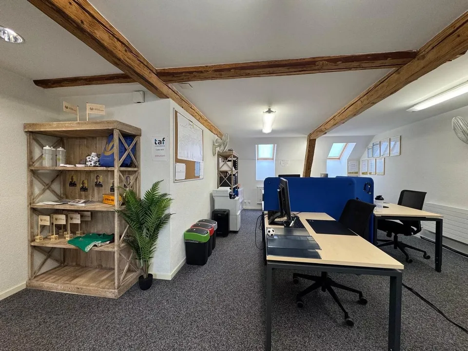 Bureaux meublés à louer – photo 5 sur 13