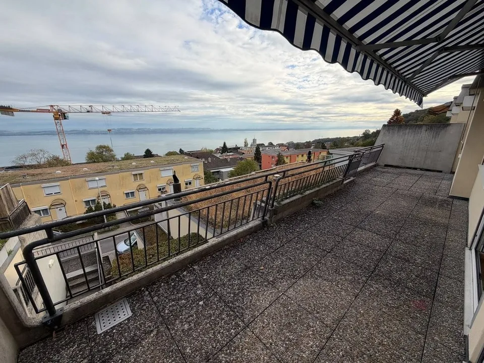 Duplex di 5.5 locali con vista magnifica – foto 3 di 12
