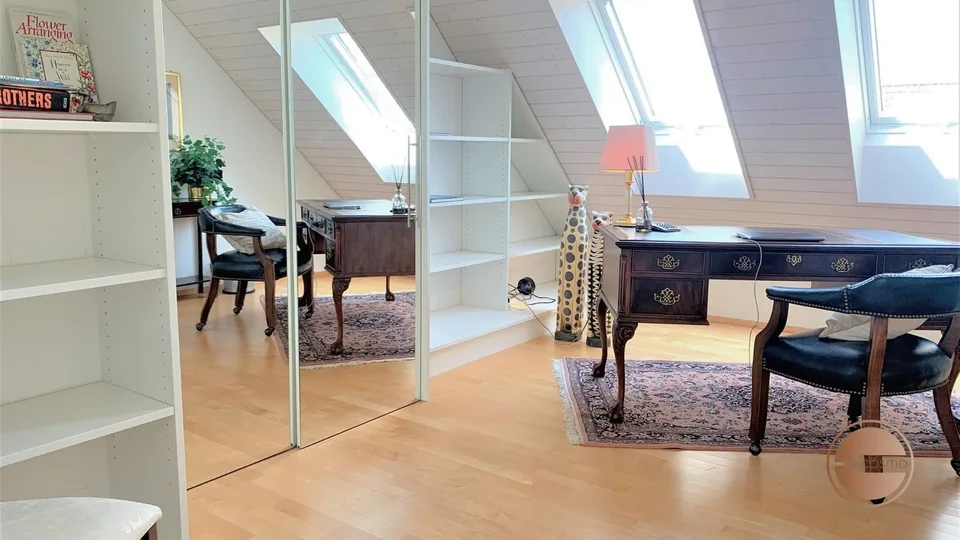 LUXUS ATTIKAWOHNUNG MIT WINTERGARTEN / LUXURY ATTIC FLAT WITH WINTER GARDEN – photo 8 sur 11