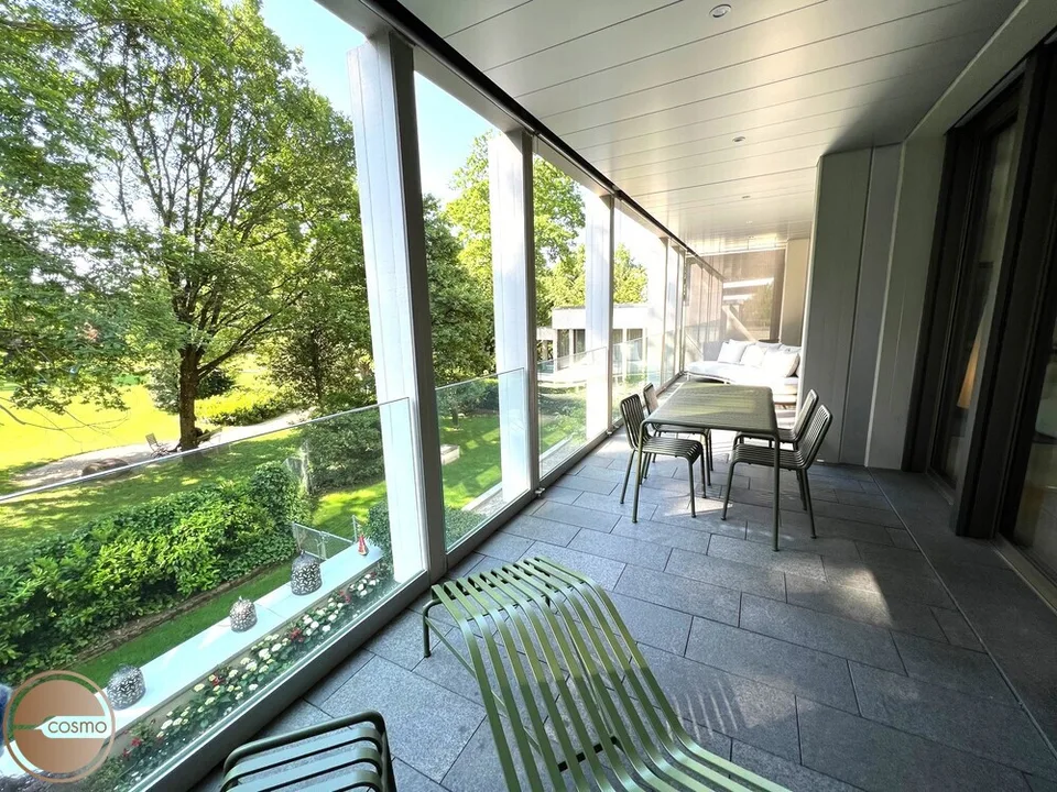 KUNSTVOLLES 1-SCHLAFZIMMER APARTMENT AM SEEBURGPARK / ARTISTIC 1-BEDROOM APARTMENT AT SEEBURGPARK – photo 8 sur 9