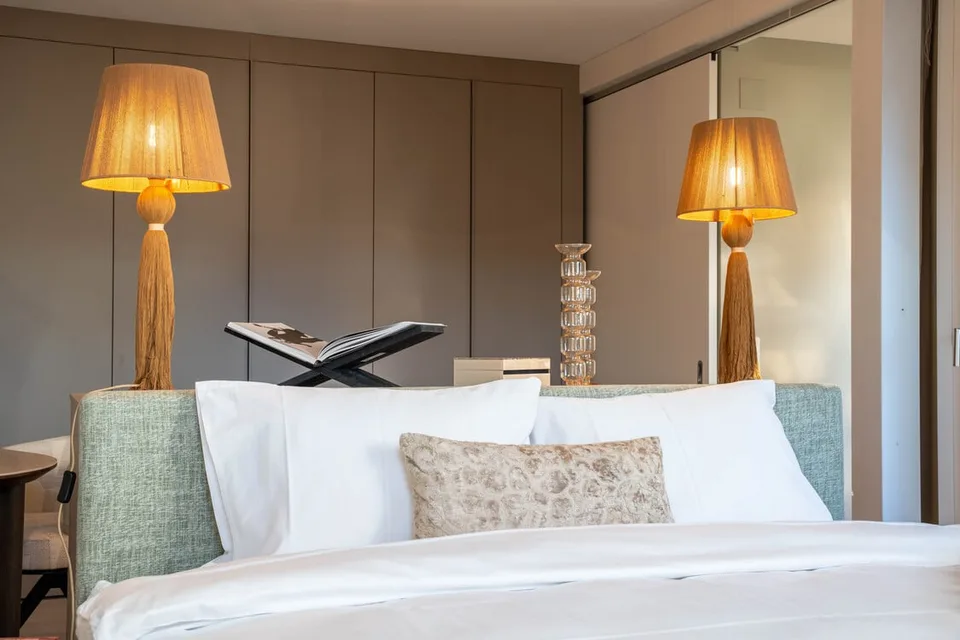 Nouveauté: Appartement avec service et meubles sur le toit dans un emplacement premier à Seefeld – photo 11 sur 16