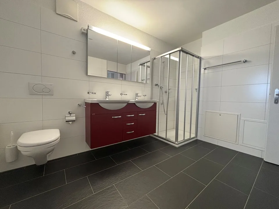 Helle 5.5-Zimmer-Wohnung mit Jurablick in Ipsach – Foto 8 von 12