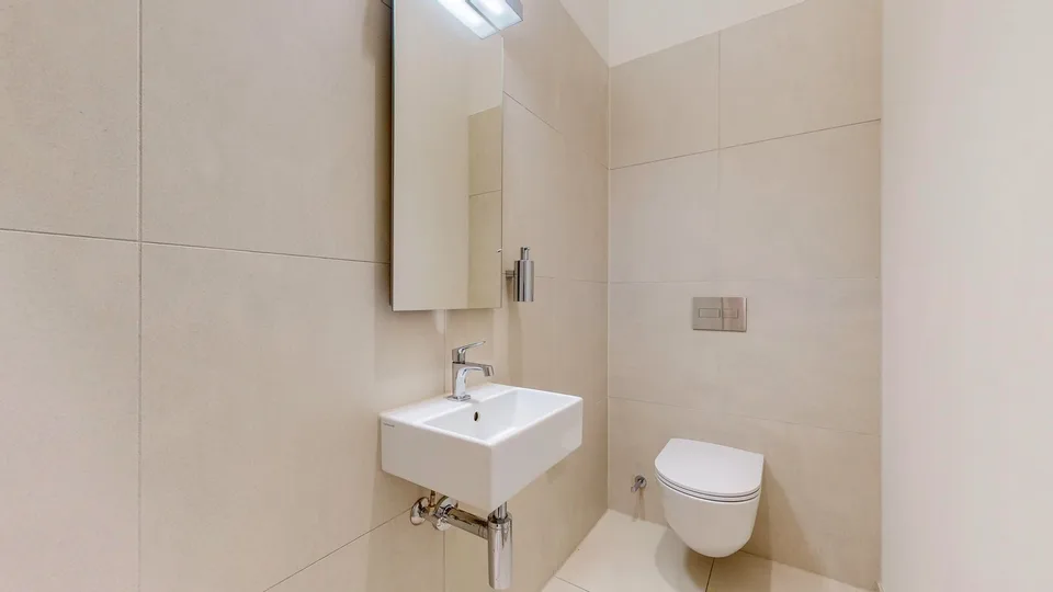 Ultimi spazi ufficiali nel prestigioso Castello Bianco direttamente sul lago di Zurigo – foto 10 di 15
