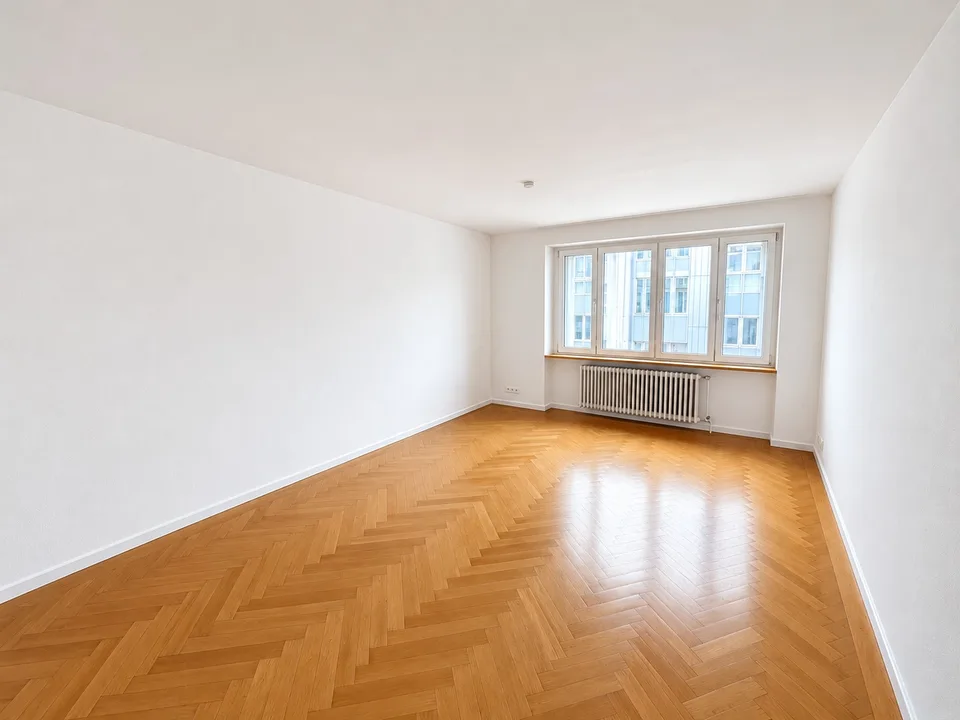 Grosszügige 5-Zimmer-Wohnung an zentraler Lage in Zürich – Foto 8 von 12