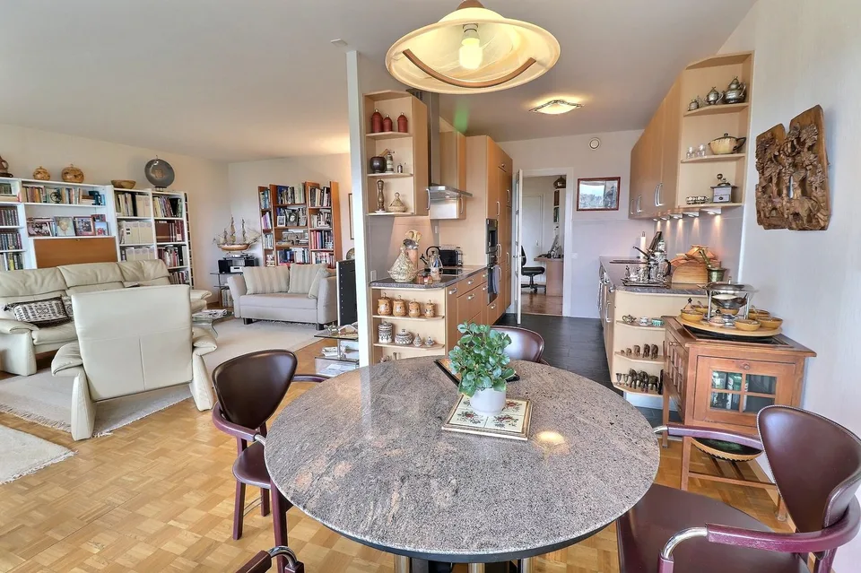 Schönes Appartement in höherer Etage mit Pool in Viager besetzt ohne Rente – Foto 6 von 13