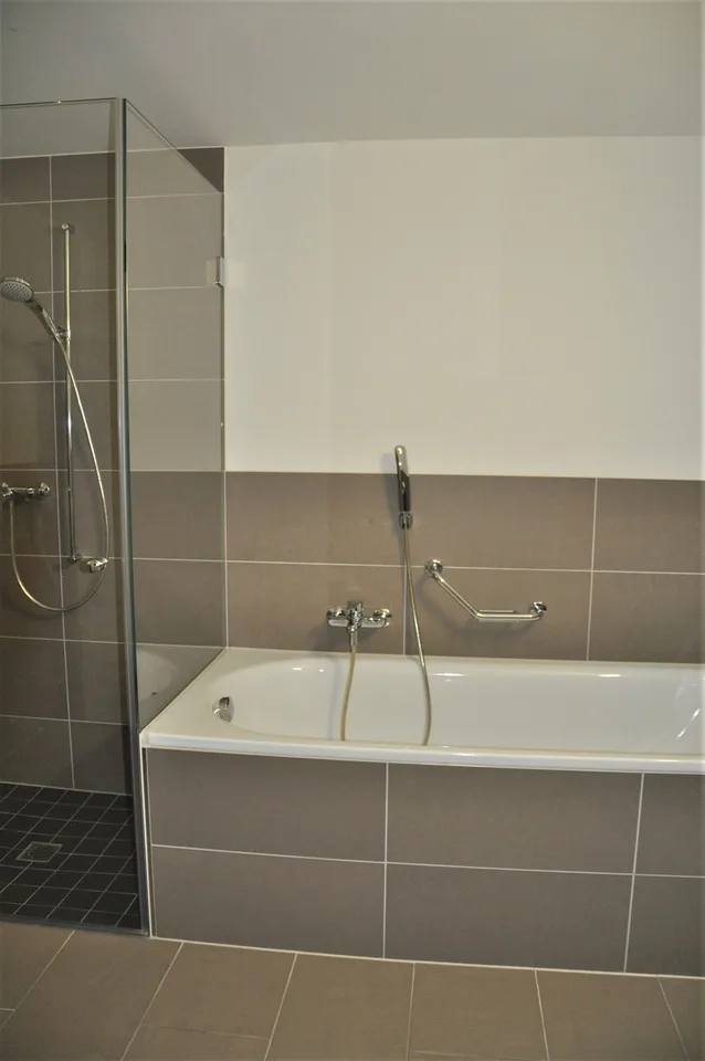 Schöne und moderne Wohnung an guter Lager – Foto 5 von 13