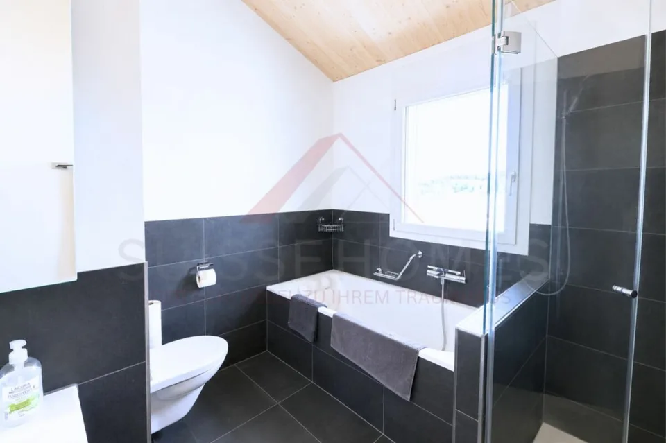 Atmosfera di vacanza in casa propria - casa a schiera di 5,5 locali nuova con piscina & giardino – foto 22 di 24