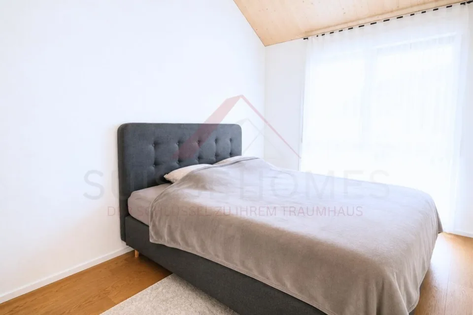 Atmosfera di vacanza in casa propria - casa a schiera di 5,5 locali nuova con piscina & giardino – foto 18 di 24