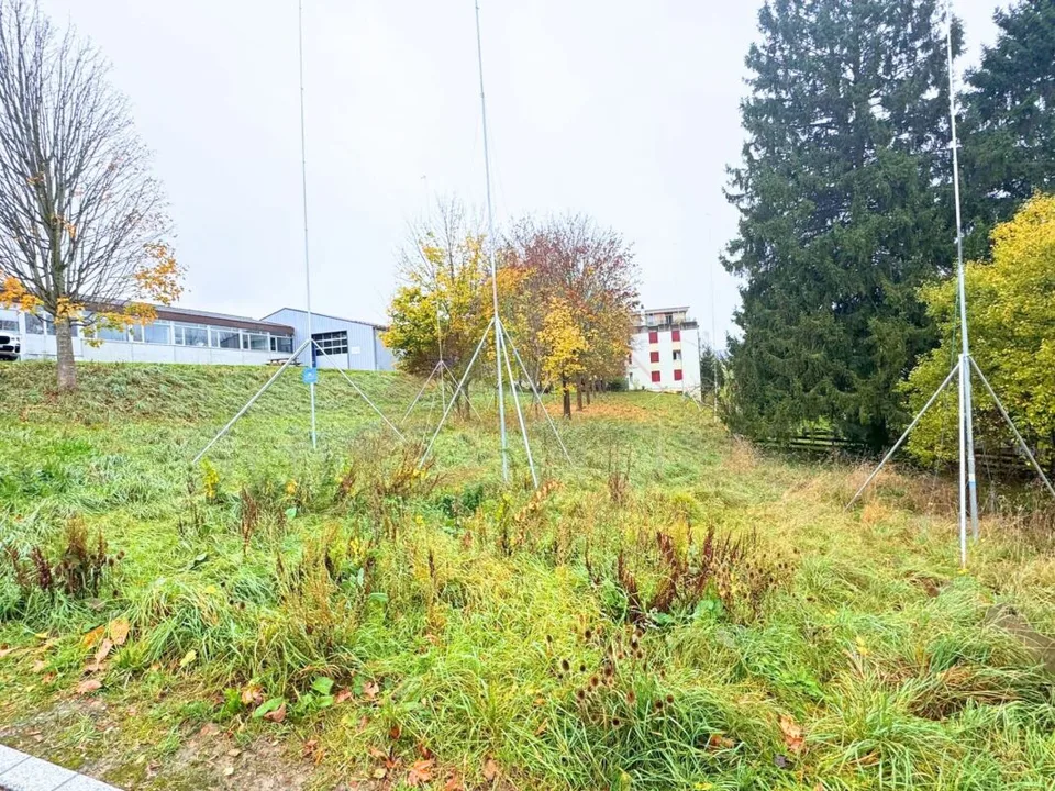 11 Wohnungen PPE zu realisieren - Grundstück von 1'943 m² mit genehmigtem Projekt – Foto 2 von 9