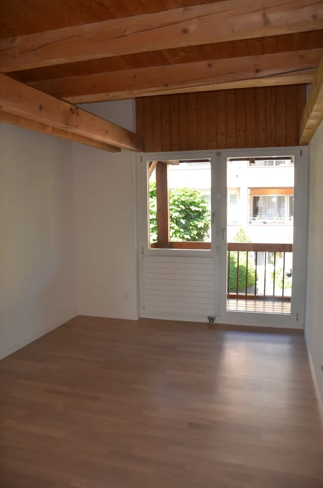Un foyer pour tous ceux qui apprécient un espace de vie spacieux et un emplacement privilégié. – photo 12 sur 16