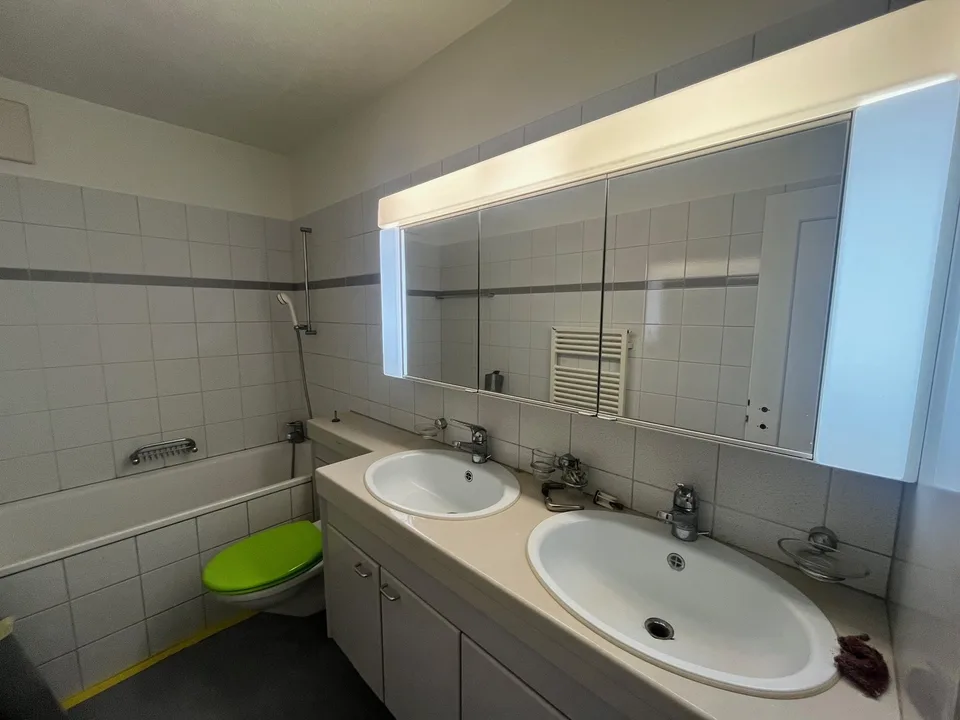 Urban wohnen im 5. Obergeschoss in Zürich-Wiedikon – Foto 4 von 4
