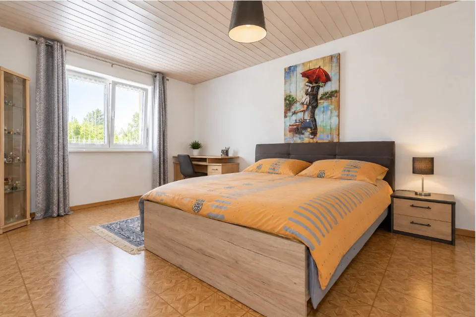 Bellissima casa indipendente di 9 locali con piscina a Vicques – foto 7 di 15