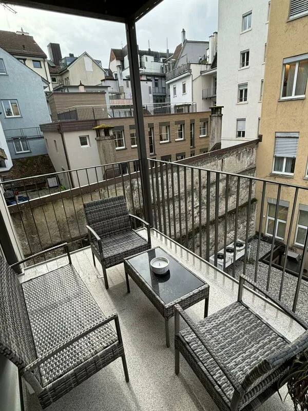 Moderne Stadtwohnung mitten in der Altstadt von Schaffhausen – Foto 3 von 8