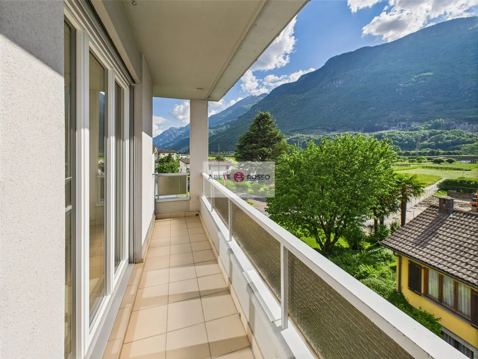 Spazioso appartamento di 3.5 locali con vista aperta. – foto 5 di 9