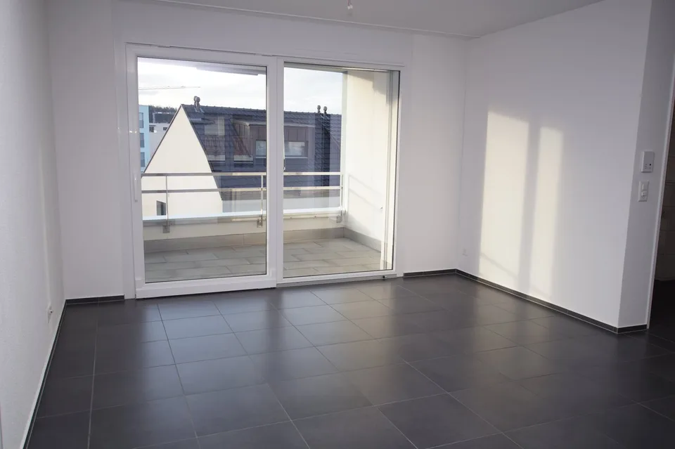 Attraktive 2.5-Zimmerwohnung mit Terrasse – Foto 3 von 6