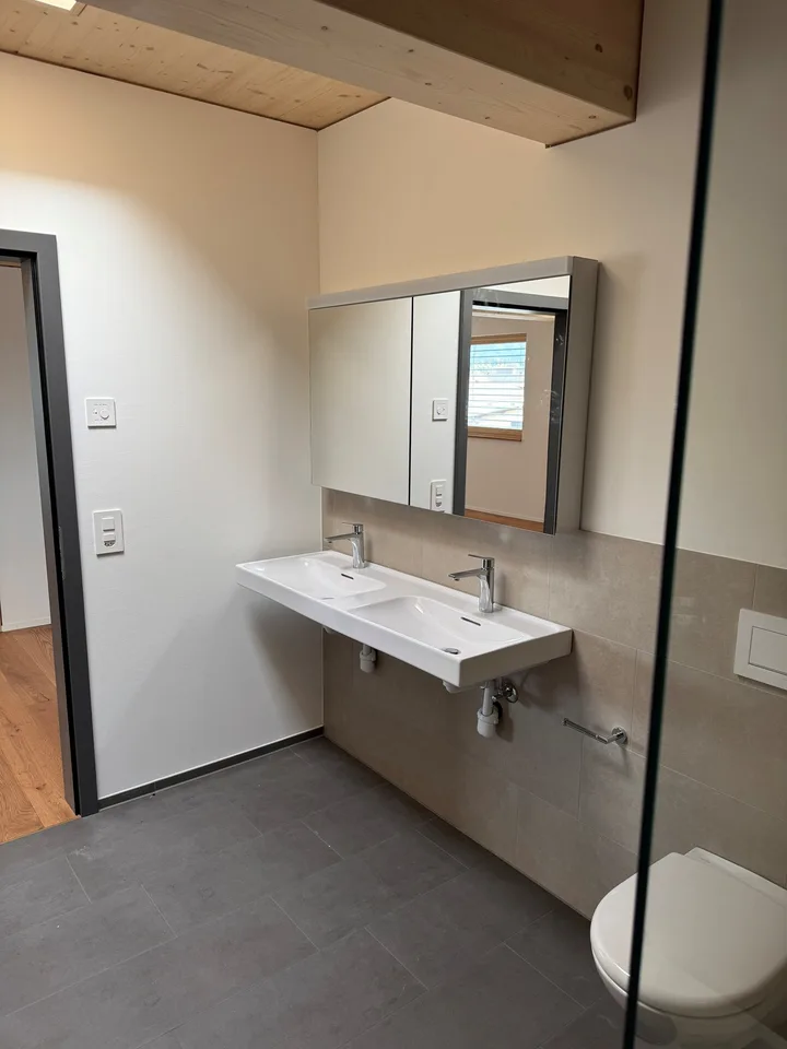 schöne 3.5-Zimmer Attikawohnung mit Sommerkühlung zu vermieten – Foto 9 von 14