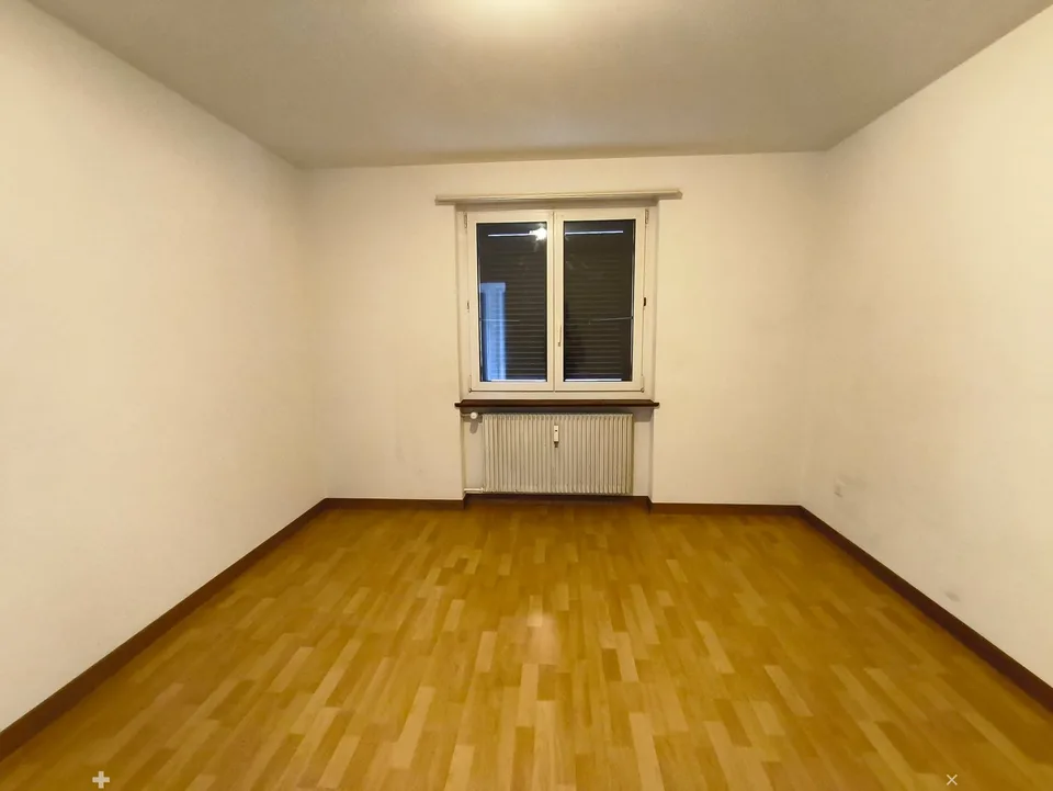 Charmante 3,5-Zimmer-Wohnung mit Balkon ab sofort zu vermieten! – Foto 7 von 16