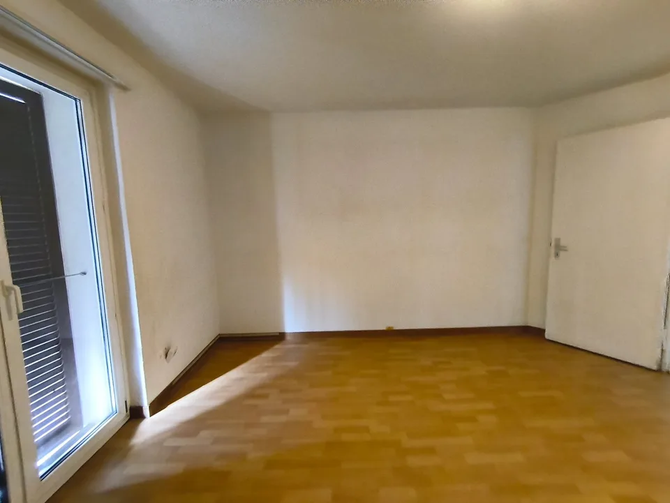 Charmante 3,5-Zimmer-Wohnung mit Balkon ab sofort zu vermieten! – Foto 9 von 16