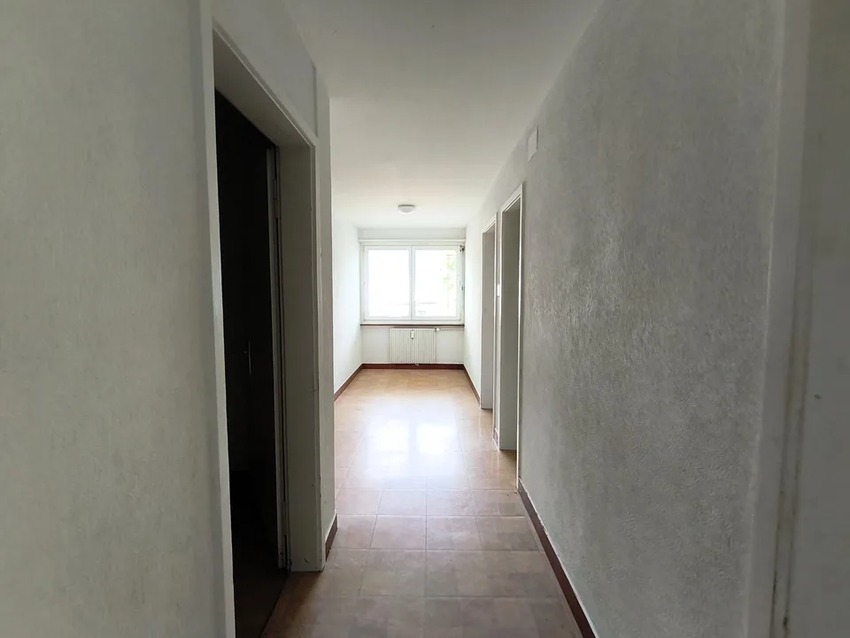 Charmante 3,5-Zimmer-Wohnung mit Balkon ab sofort zu vermieten! – Foto 13 von 16