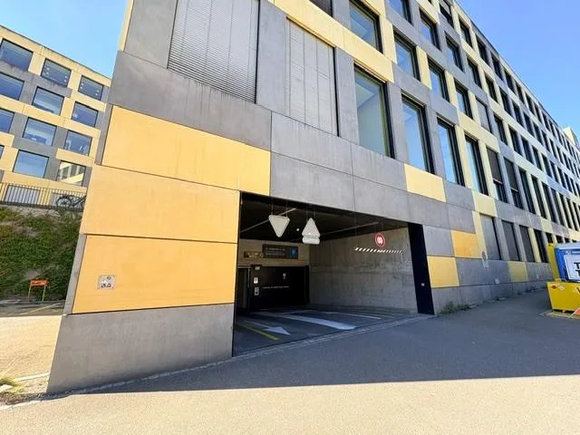 Business-Einstellplätze direkt beim Bahnhof St. Gallen – Foto 3 von 5