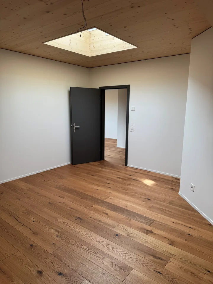 3.5-Zimmer Attikawohnung mit Sommerkühlung zu vermieten – Foto 3 von 14