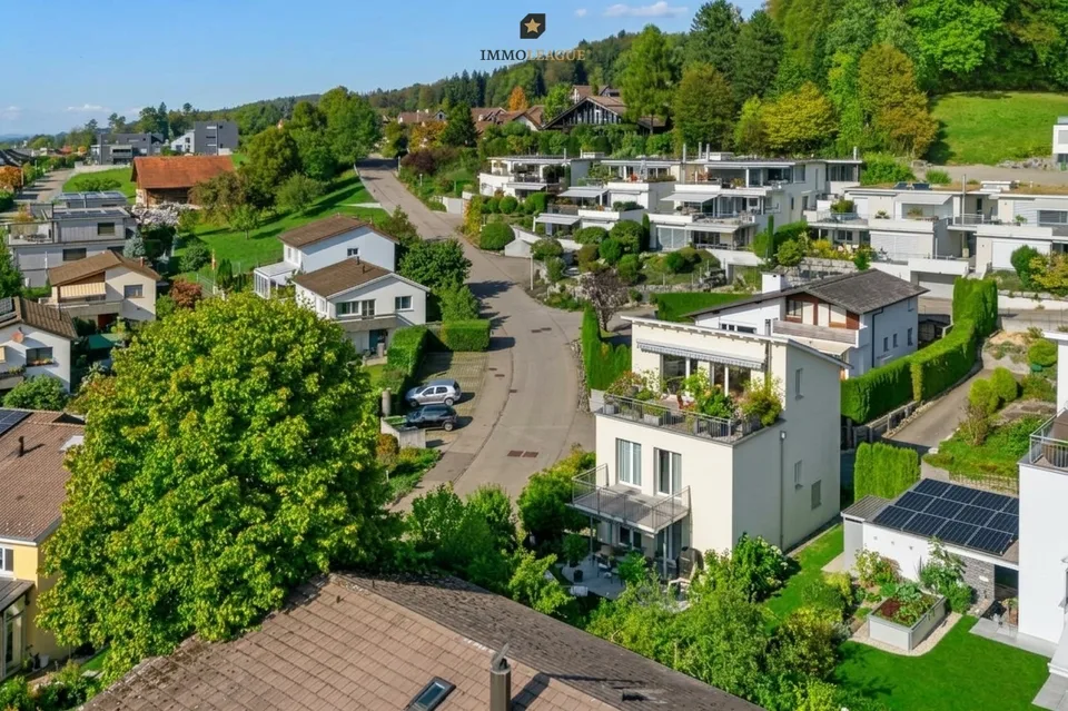Einfamilienhaus mit Sonnenterrasse, Balkon und zeitloser Architektur – foto 6 di 8