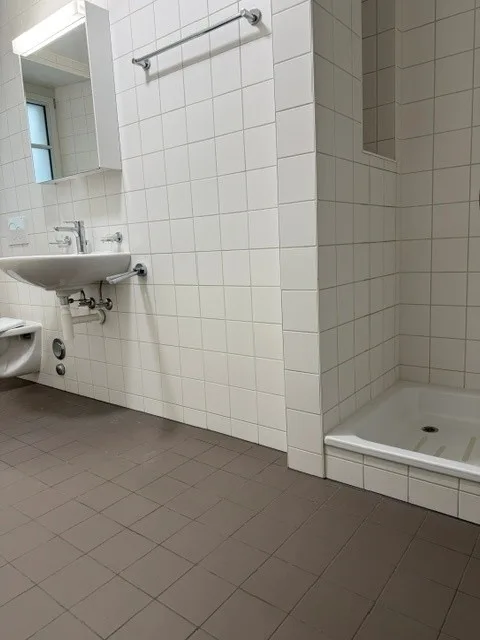 Geräumige 2-Zimmer-Wohnung in einer grünen Oase in Lausanne – Foto 7 von 9