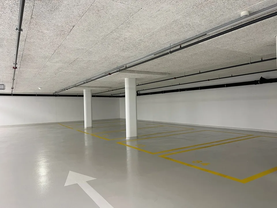 Parking garage spaces – photo 3 of 4