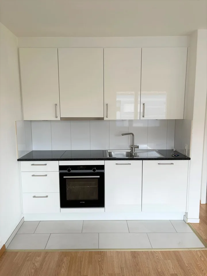 Kompakte 2.5 Zimmer Wohnung Mitten in Derendingen – Foto 2 von 7