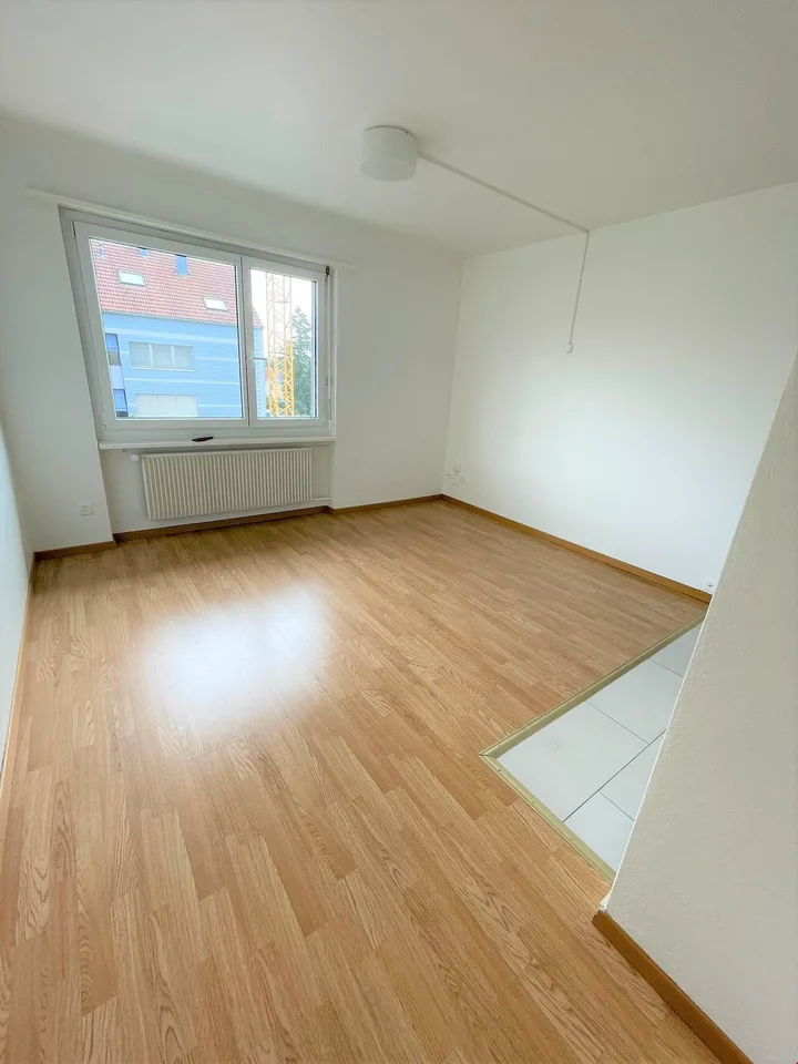 Kompakte 2.5 Zimmer Wohnung Mitten in Derendingen – Foto 3 von 7