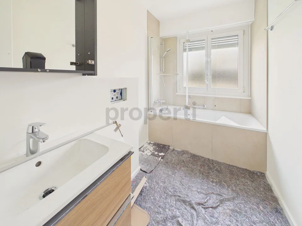 Appartamento elegantemente ristrutturato di 3,5 stanze con ascensore, Sion – foto 8 di 10