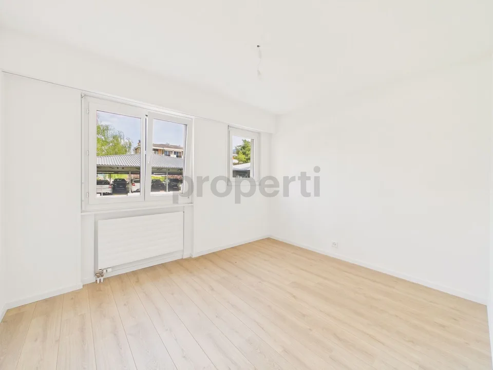 Appartamento elegantemente ristrutturato di 3,5 stanze con ascensore, Sion – foto 6 di 10