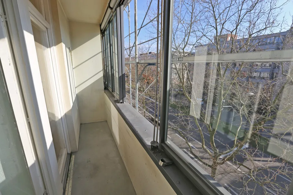 Près de l'université et de la porte de Spalentor dans un emplacement central et bien desservi – photo 4 sur 9