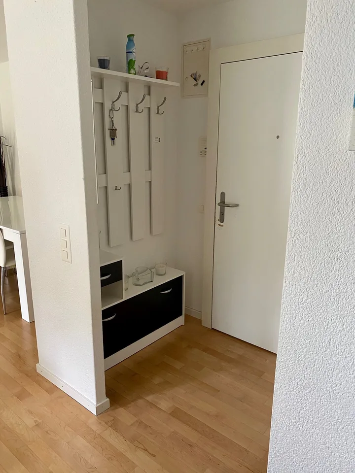 Tolle Wohnung mit eigenem Sitzplatz – Foto 3 von 11