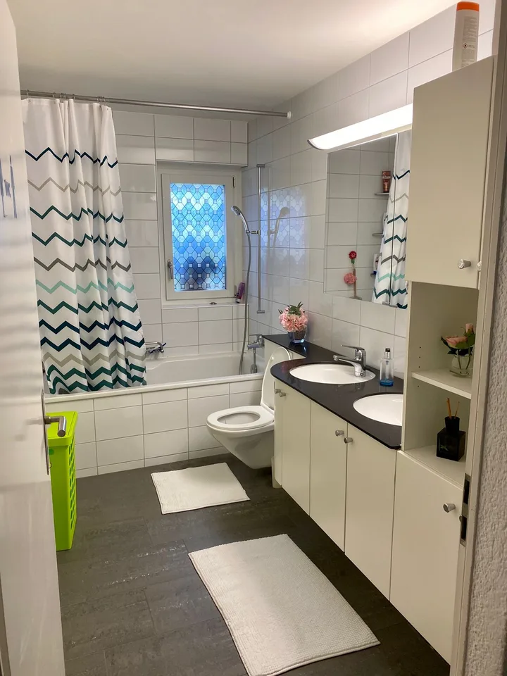 Tolle Wohnung mit eigenem Sitzplatz – Foto 5 von 11