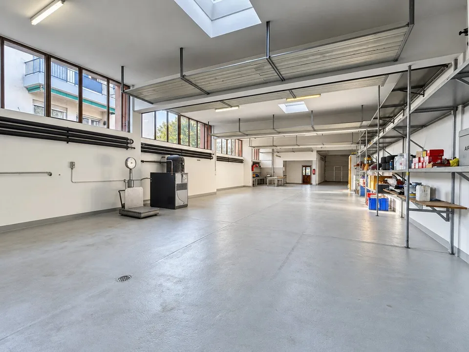 BALERNA LABORATORIO, MAGAZZINO E UFFICI: UN UNICO INDIRIZZO PER LA V – foto 12 di 12