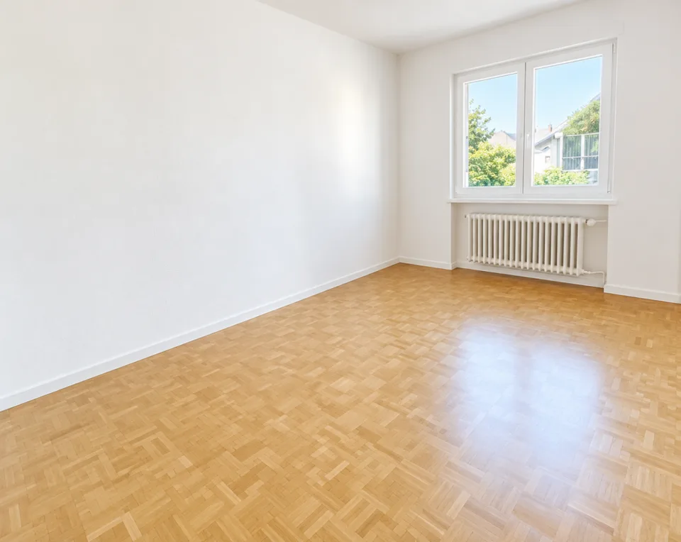 APPARTEMENT DE 3.5 PIÈCES RÉNOVÉ AVEC BALCON ET VUE SUR LE LAC ! – photo 4 sur 5