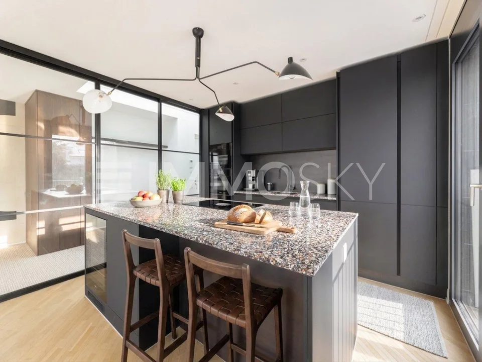 Vivere oltre il comune - Residenza in attico esclusiva con vista panoramica – foto 2 di 9