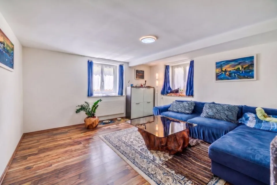 Ein Haus - drei Wohnungen - unzählige Möglichkeiten, ideal für Familien und Anleger – Foto 5 von 13