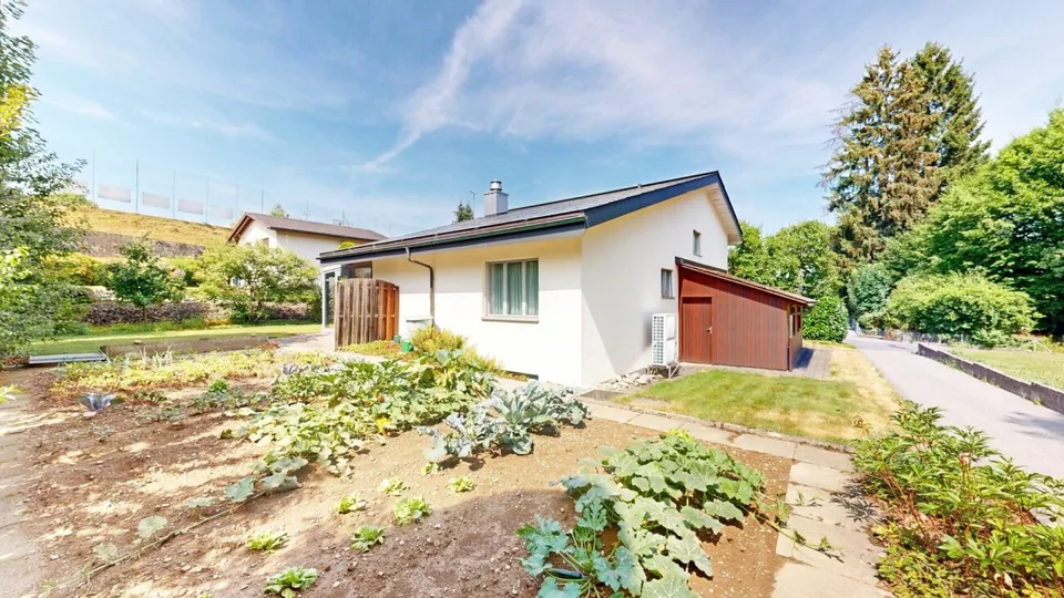 Sogno di casa familiare con grande giardino a Huttwil – foto 4 di 14