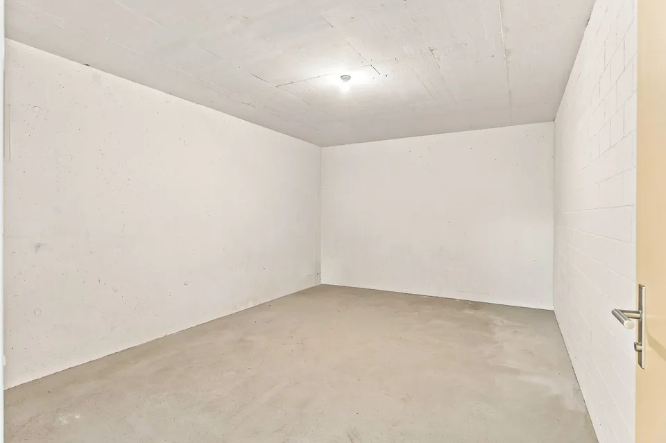Appartement lumineux 5.5 pièces avec grand balcon à Muri AG – photo 18 sur 19