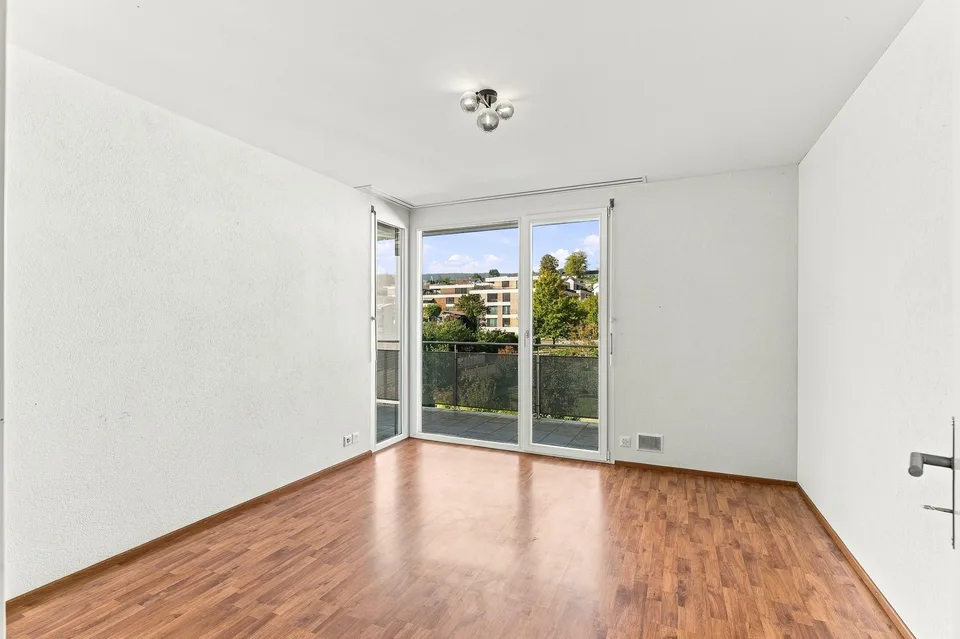 Appartement lumineux 5.5 pièces avec grand balcon à Muri AG – photo 7 sur 19