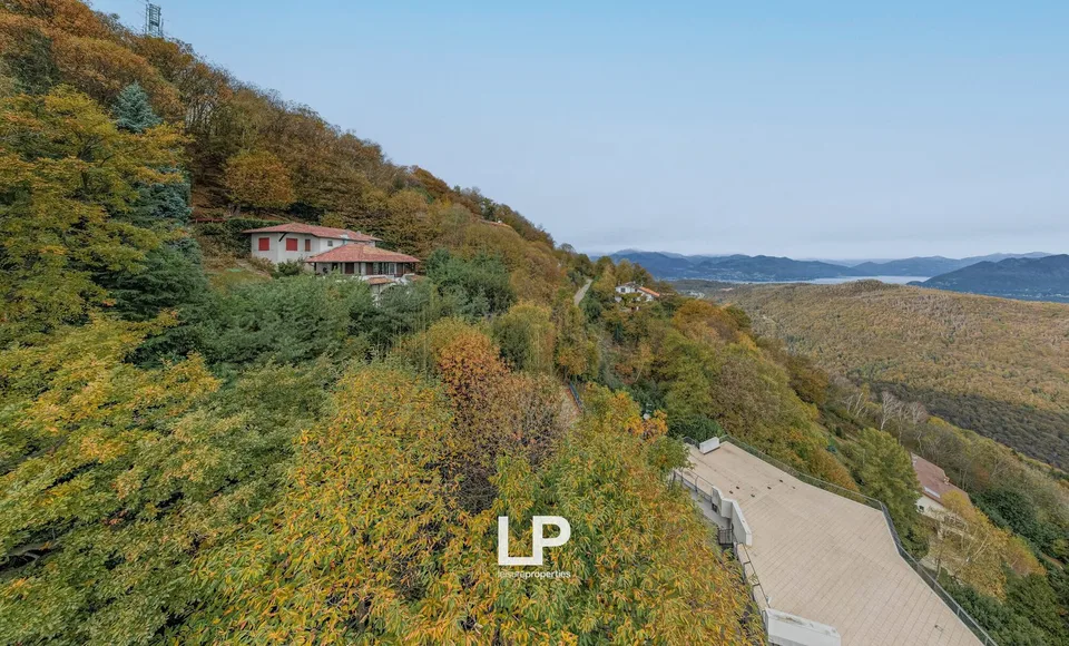 Villa mit Panoramablick auf den Lago Maggiore in Massino Visconti – Foto 5 von 11