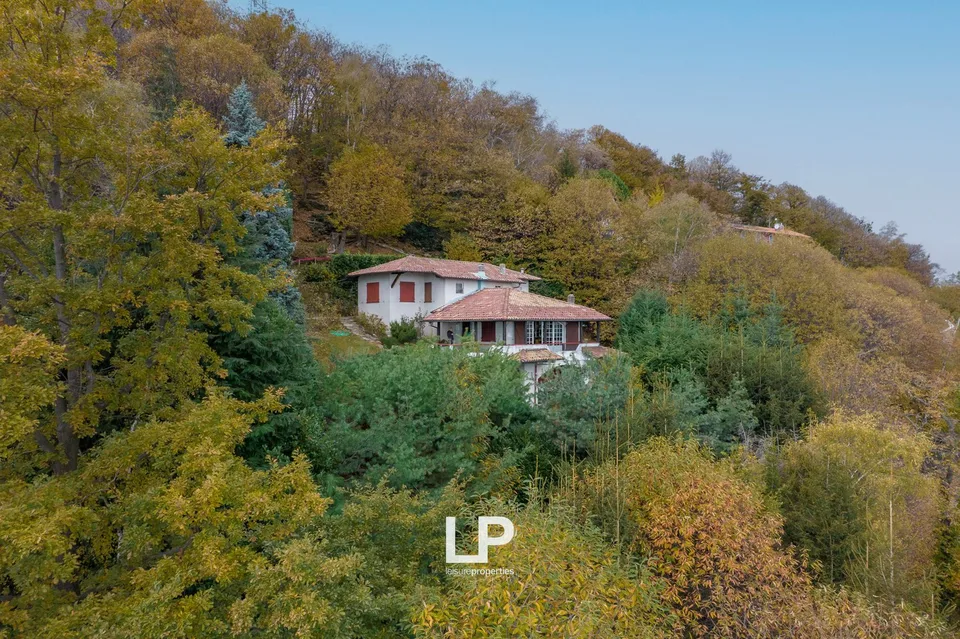 Villa mit Panoramablick auf den Lago Maggiore in Massino Visconti – Foto 4 von 11