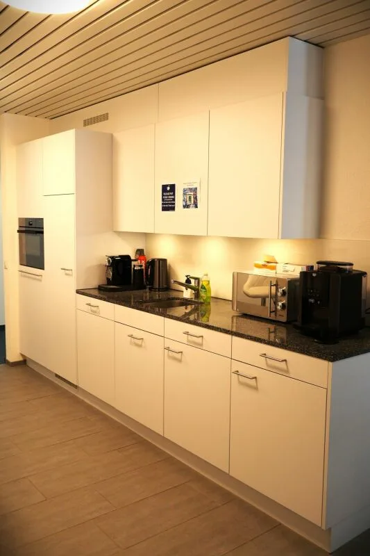 60m2 Plus Office in Baar – photo 8 of 8
