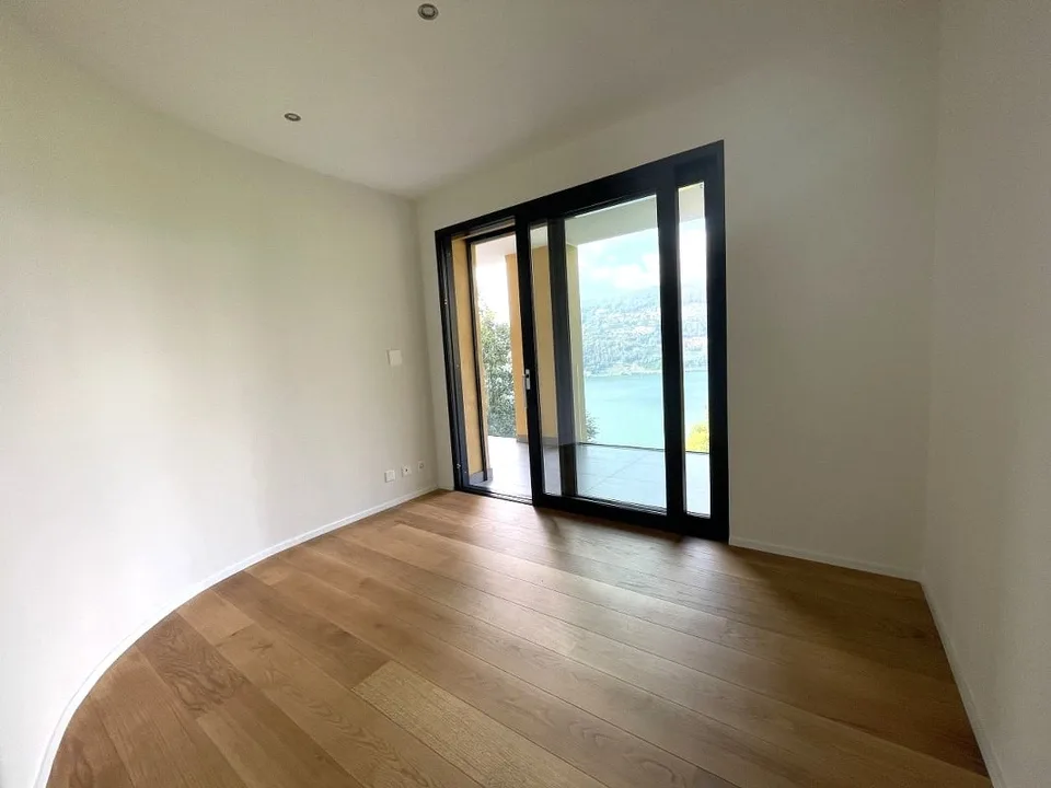 APPARTAMENTO 3.5 LOCALI CON SPLENDIDA VISTA PANORAMICA – foto 7 di 13